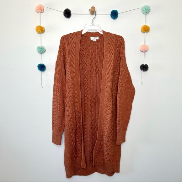 Nili Lotan for Target 23 1/2” Pit to pit-38” in length. Chunky cable knit duster - Picture 3 of 8
